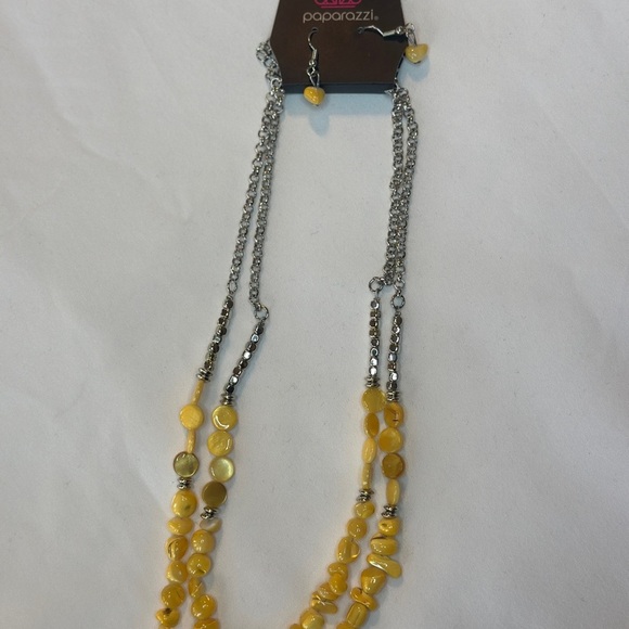 Yellow Beaded Necklace and Earring Set - Picture 7 of 7
